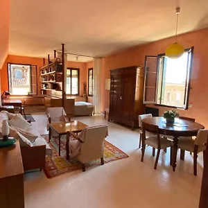 https://ca-romantica-a-spacious-apartment-at-accademia.hotelinveneto.com