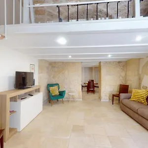 https://lupiae-casa-vacanze-lecce.lecce-hotels.com